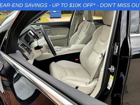 Used 2025 Volvo XC90 B6 Ultra w/ Protection Package Premier image 37