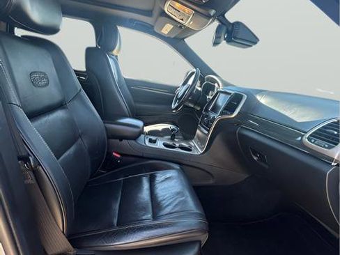 Used 2014 Jeep Grand Cherokee Overland AWD/4WD image 19