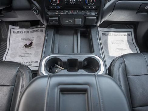 Used 2020 Chevrolet Silverado 1500 High Country AWD/4WD image 34