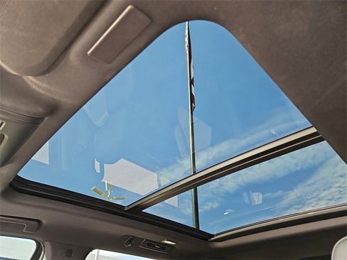 Certified 2025 Chevrolet Tahoe Z71 w/ Z71 Off-Road Package image 3