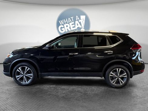 Used 2019 Nissan Rogue SV w/ Premium Package AWD/4WD image 7