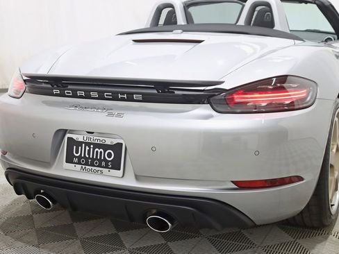 Used 2022 Porsche 718 Boxster RWD image 15