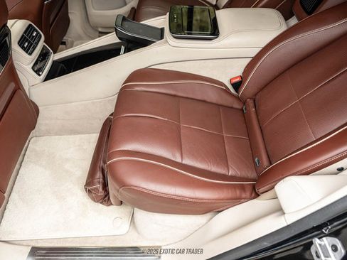 Used 2023 Mercedes-Benz Maybach GLS 600 4MATIC image 39