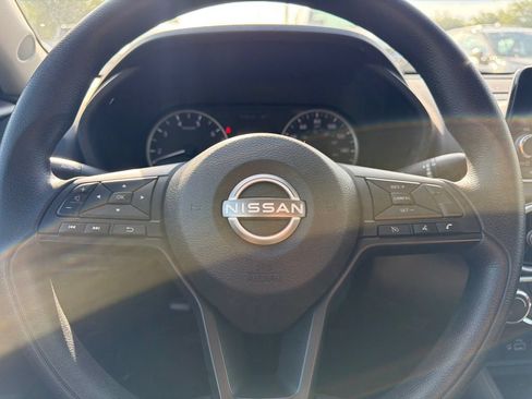 Used 2024 Nissan Sentra S FWD image 10