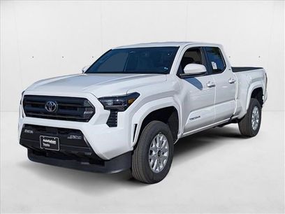 New 2025 Toyota Tacoma SR5
