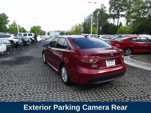 Used 2023 Toyota Corolla LE w/ LE Convenience Package FWD image 10