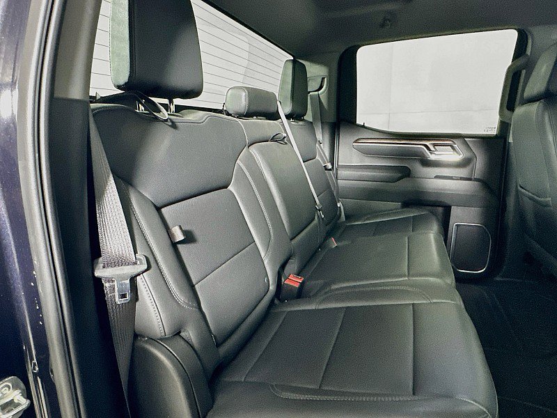 Used 2025 GMC Sierra 1500 SLT AWD/4WD image 26