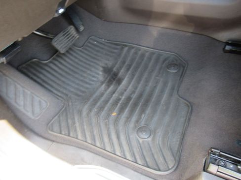 Used 2024 Chevrolet Silverado 2500 LTZ w/ LTZ Plus Package image 33