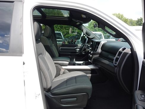Used 2020 RAM 1500 Big Horn AWD/4WD image 37