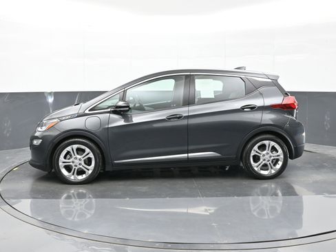 Used 2020 Chevrolet Bolt LT FWD image 9