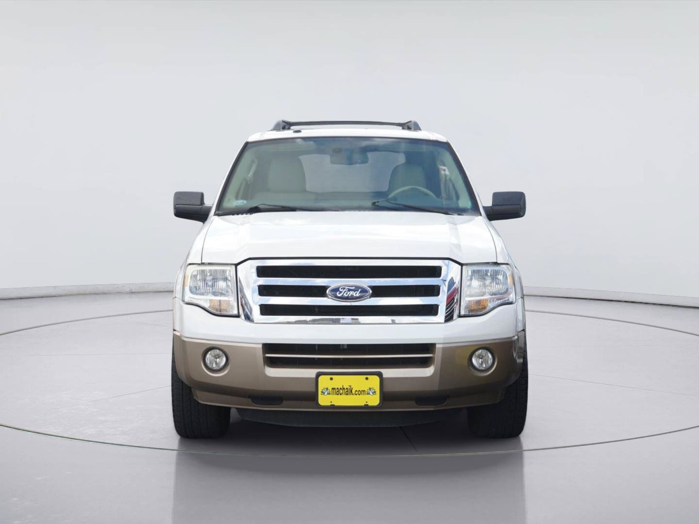 Used 2013 Ford Expedition XLT RWD image 3