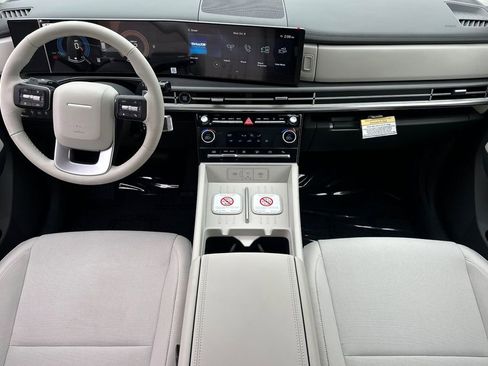 New 2026 Hyundai Santa Fe SE image 11