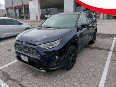 Certified 2019 Toyota RAV4 XSE w/ XSE Weather Package AWD/4WD image 1