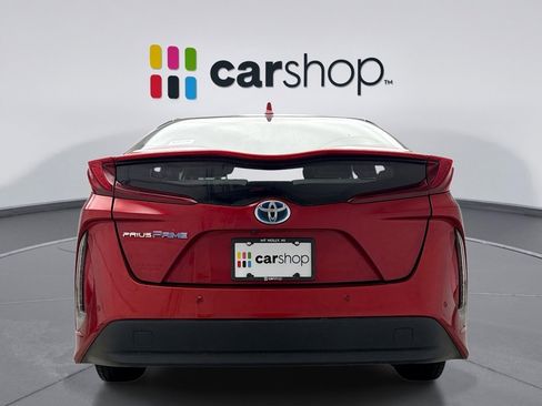 Used 2017 Toyota Prius Prime Advanced image 4