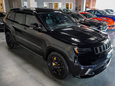 Used 2021 Jeep Grand Cherokee Trackhawk AWD/4WD image 57