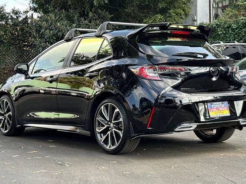 Used 2022 Toyota Corolla XSE image 6