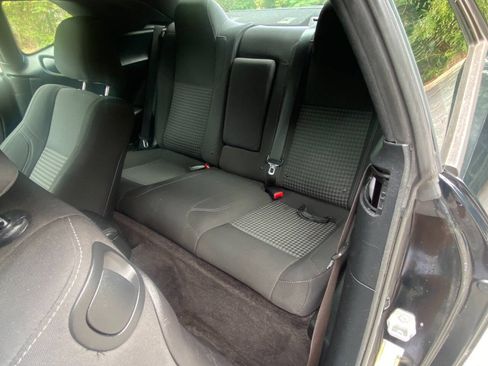 Used 2018 Dodge Challenger SXT RWD image 33