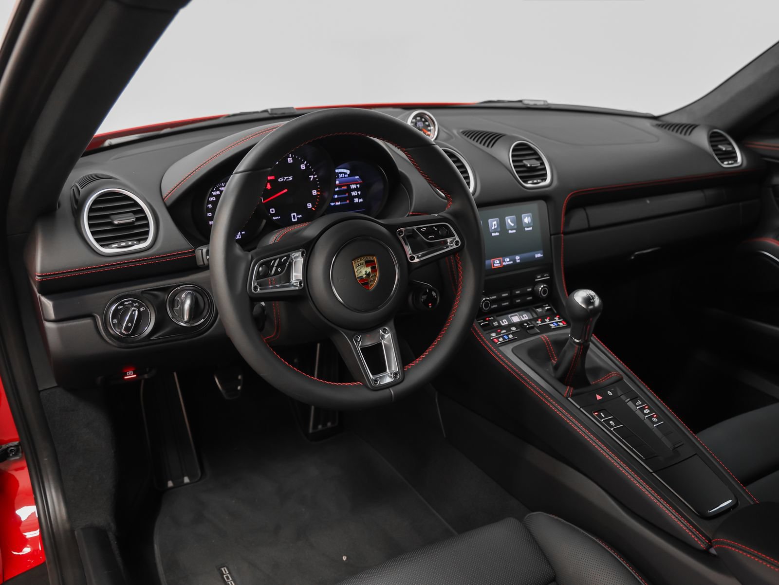 Certified 2025 Porsche 718 Cayman GTS RWD image 34