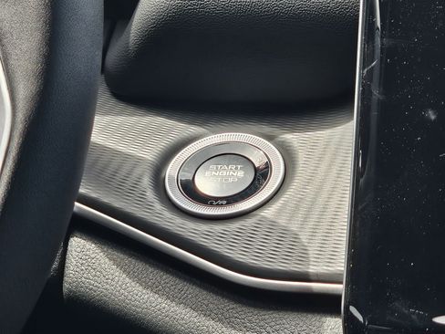 New 2026 Jeep Grand Cherokee L 4WD image 13