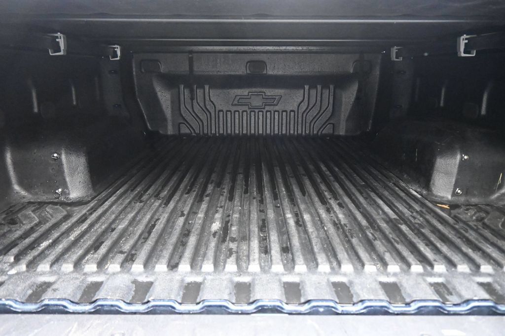 Used 2019 Chevrolet Silverado 1500 W/T w/ WT Convenience Package AWD/4WD image 13