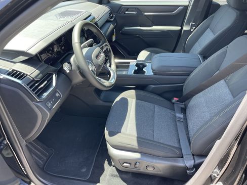 New 2025 GMC Acadia Elevation FWD image 13