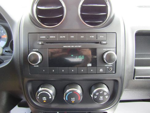 Used 2015 Jeep Patriot Sport w/ Power Value Group image 12