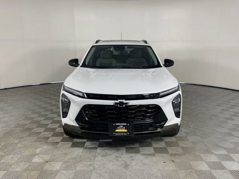 New 2026 Chevrolet Trax ACTIV w/ Sunroof Package FWD image 15