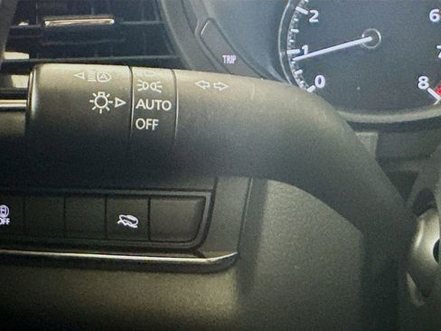 Used 2023 MAZDA CX-30 AWD 2.5 S w/ Premium Package image 12