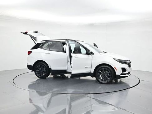Used 2022 Chevrolet Equinox RS w/ LPO, Floor Liner Package FWD image 51
