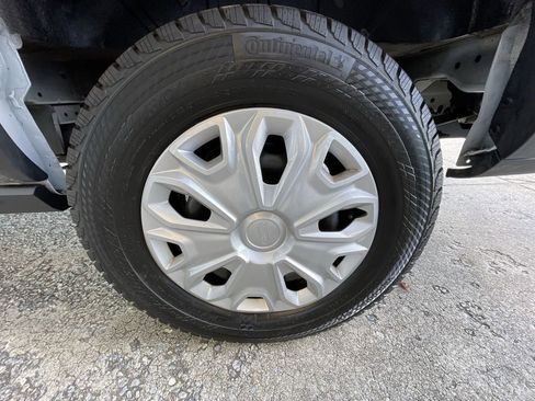 Used 2024 Ford Transit 250 Low Roof w/ Exterior Upgrade Package image 28