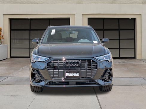 New 2025 Audi Q3 2.0T Premium image 2