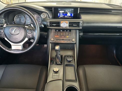 Used 2019 Lexus IS 300 w/ Accessory Package 2 RWD image 4