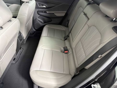 New 2026 Buick Envista Avenir image 32