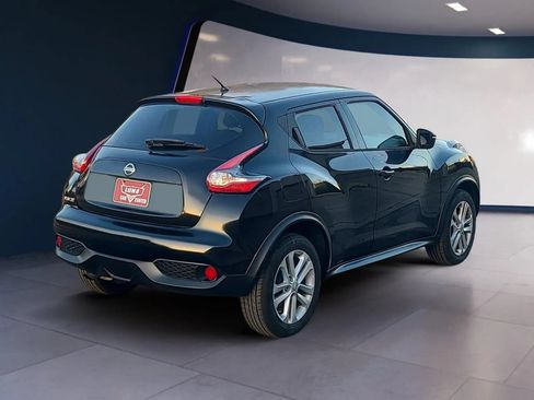 Used 2017 Nissan Juke S FWD image 5