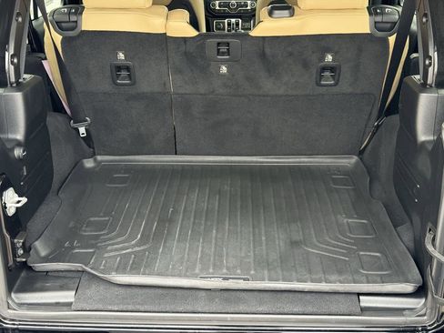 Used 2018 Jeep Wrangler Unlimited Rubicon w/ LED Lighting Group image 14