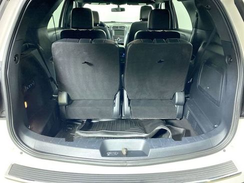 Used 2019 Ford Explorer Limited w/ Class III Trailer Tow Package image 33