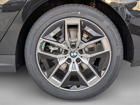 Used 2026 BMW 530i xDrive AWD/4WD image 10