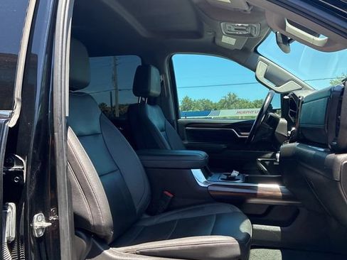 Used 2024 GMC Sierra 2500 SLT w/ Texas SLT Premium Package AWD/4WD image 2