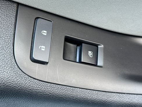 Used 2015 Chevrolet Camaro LS RWD image 21