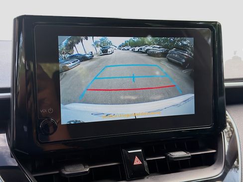 Used 2025 Toyota Corolla LE FWD image 13