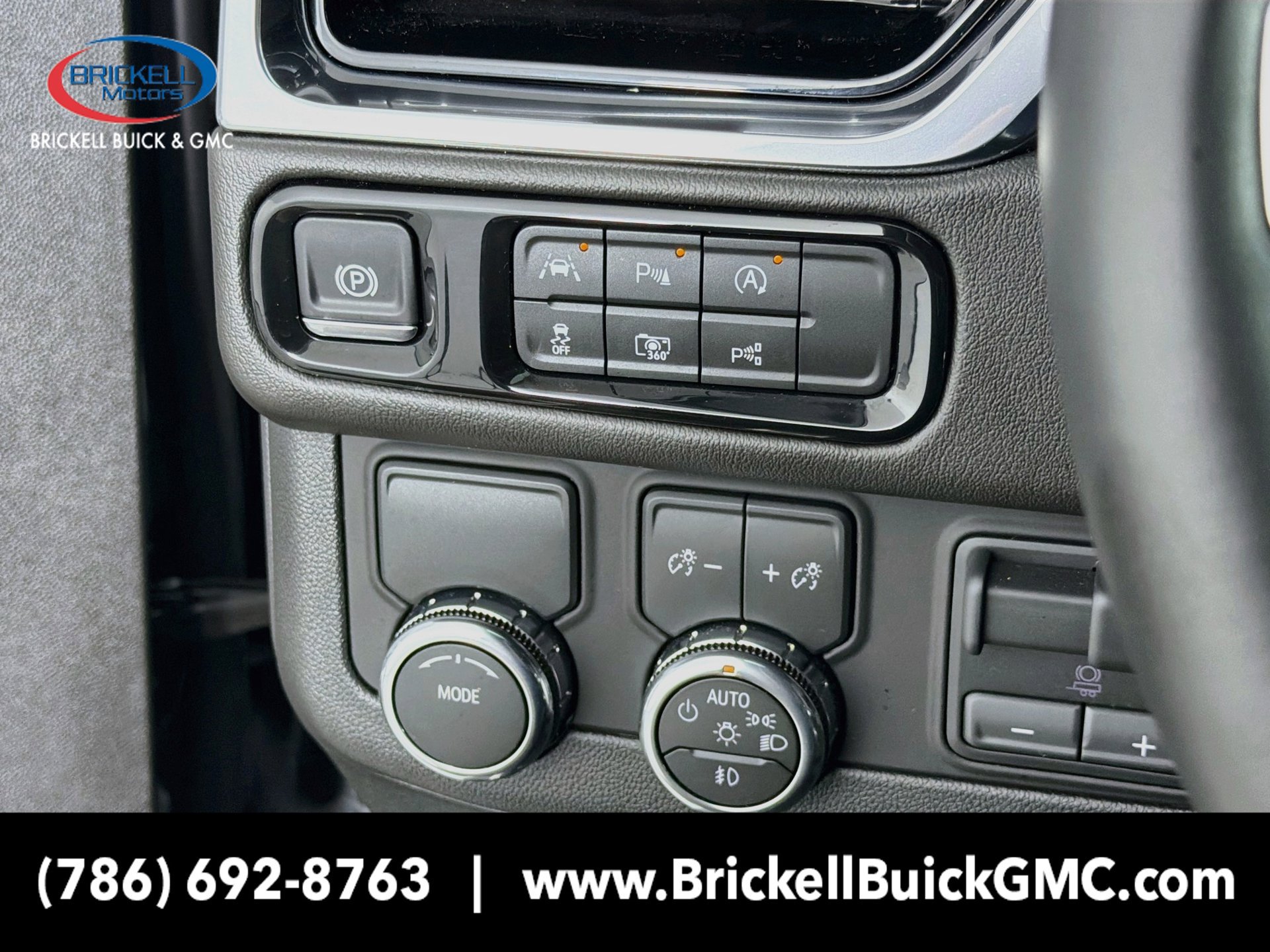 Used 2026 GMC Yukon Elevation w/ Elevation Premium Package RWD image 39