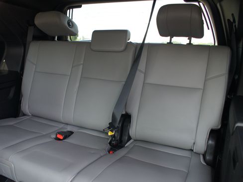 Used 2025 Toyota Sequoia Limited AWD/4WD image 16