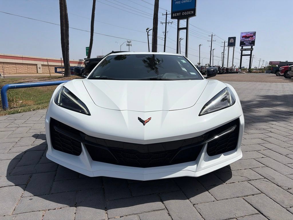 Used 2025 Chevrolet Corvette Z06 w/ Battery Protection Package RWD image 2