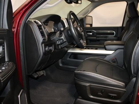 Used 2023 RAM 2500 Laramie AWD/4WD image 6