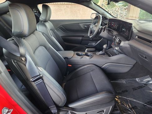 Used 2024 Ford Mustang Dark Horse image 74