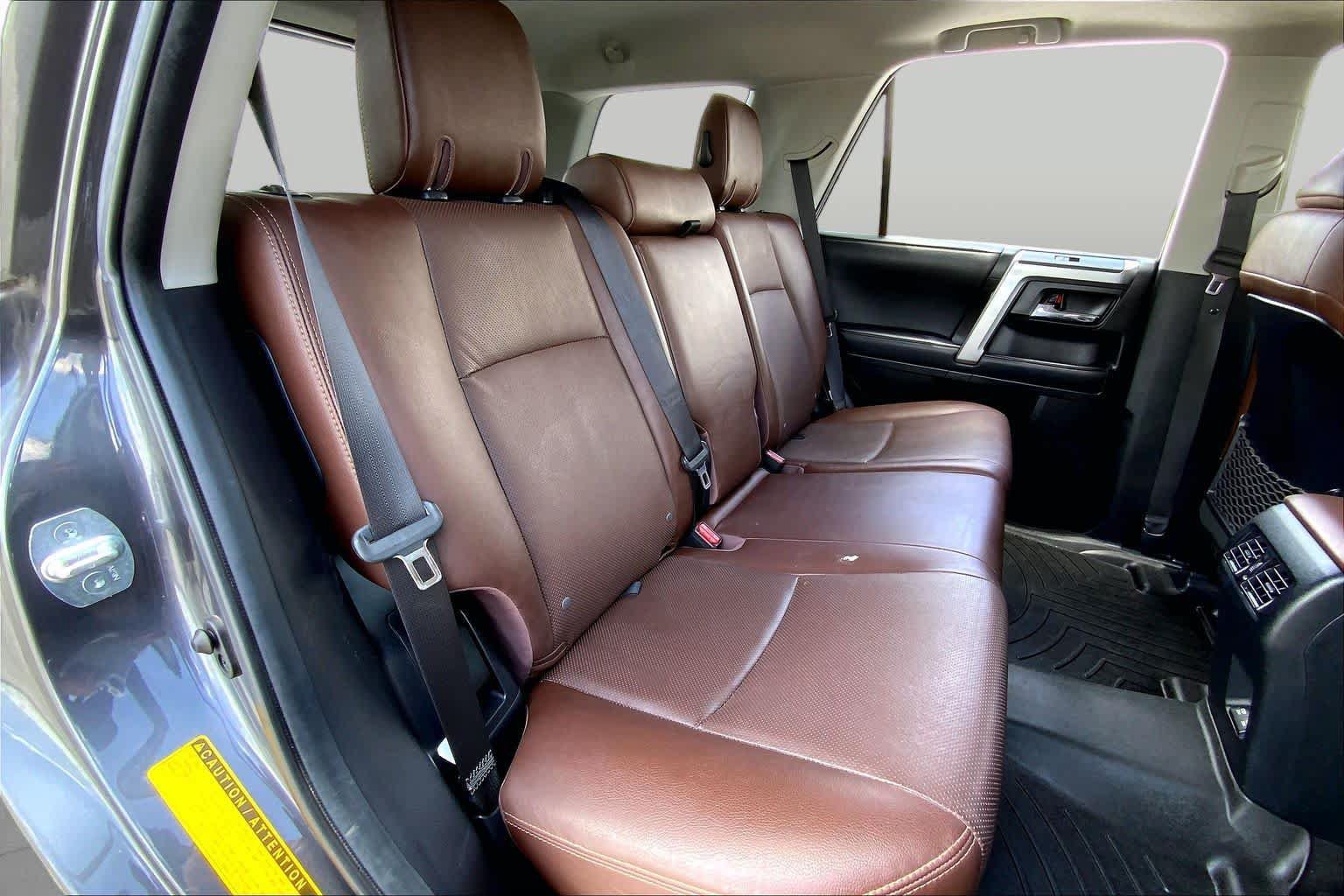 Used 2021 Toyota 4Runner Limited AWD/4WD image 37