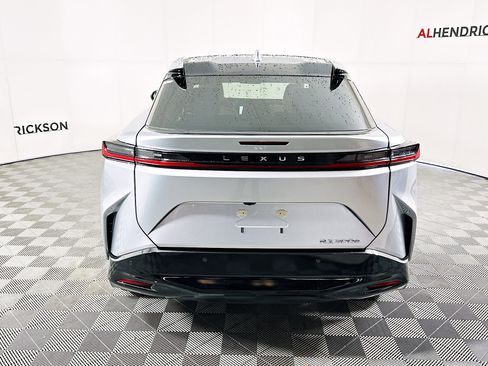Used 2024 Lexus RZ 300e Premium w/ Accessory Package (Z1) image 4