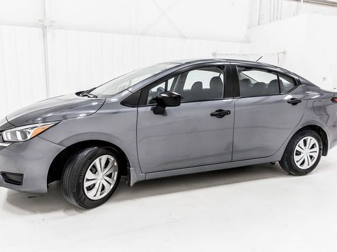 Used 2024 Nissan Versa S w/ Trunk Package FWD image 3