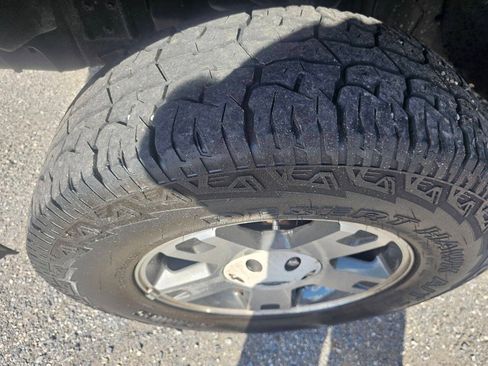 Used 2005 Ford F150 FX4 AWD/4WD image 13