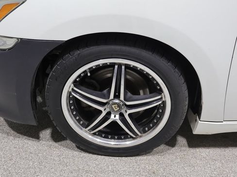 Used 2013 Nissan Maxima 3.5 SV w/ Premium Pkg FWD image 8